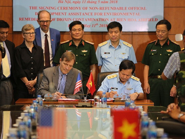 Hoa Kỳ và Việt Nam ký thỏa thuận để xử lý dioxin tại Biên Hòa ảnh 1