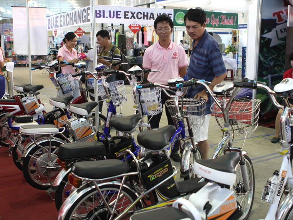 Đà Nẵng phát triển xe điện để giảm lượng thải carbon ảnh 1