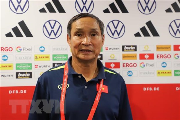 Huấn luyện viên Mai Đức Chung. (Ảnh: Phương Hoa/TTXVN World Cup nữ 2023: HLV Mai Đức Chung và nỗi niềm của vị tướng già ảnh 1