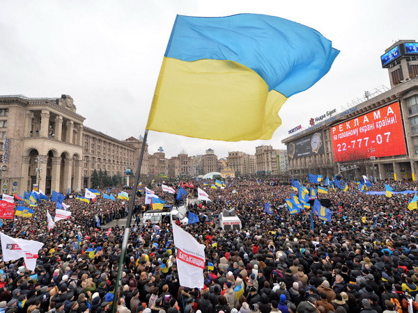 Ukraine bác tin điều các đơn vị xe tăng về thủ đô ảnh 1