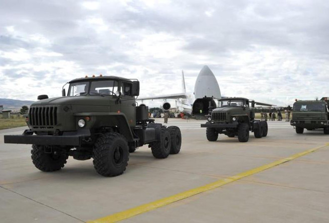 Thổ Nhĩ Kỳ tiếp tục nhận thiết bị hệ thống phòng không S-400 của Nga ảnh 1