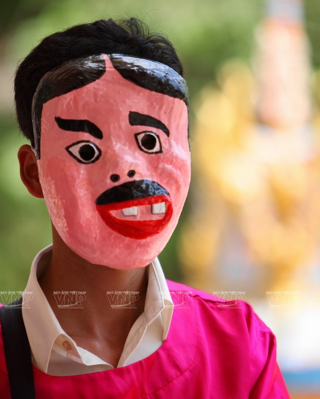 Mão và mặt nạ - trang phục huyền bí và linh thiêng của người Khmer ảnh 12