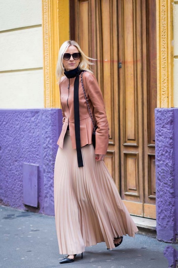 Chất liệu da tiếp tục gây ấn tượng trong mùa mốt Xuân Hè 2015 ảnh 13