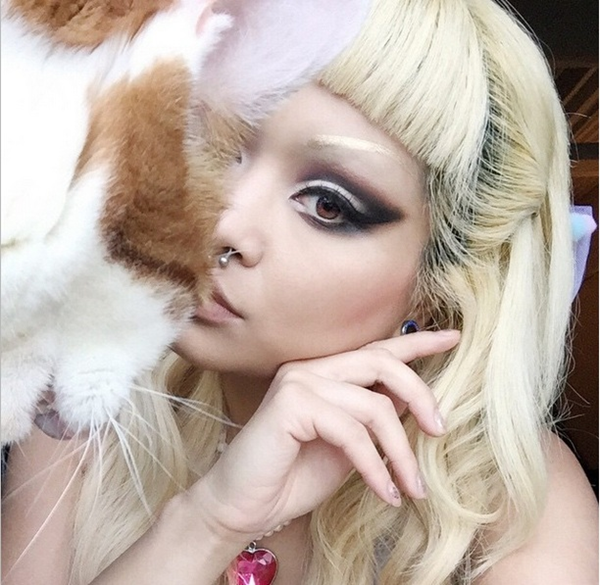 Mẹo làm đẹp học từ Instagram của các bậc thầy trang điểm ảnh 16