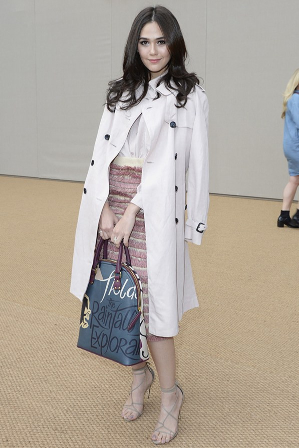 Chompoo - Mỹ nữ mê hàng hiệu đình đám của xứ sở Chùa Vàng ảnh 4