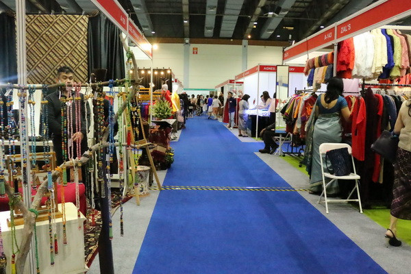 Việt Nam tham dự hội chợ từ thiện quốc tế tại Indonesia ảnh 3