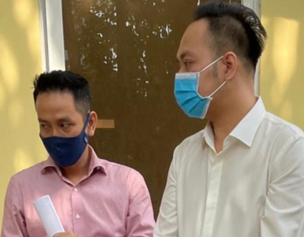 TP.HCM: Khởi tố 3 bị can lừa đảo hơn 1,7 triệu USD mua găng tay y tế ảnh 1