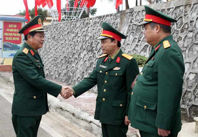 Phó Chủ tịch Quốc hội Đỗ Bá Tỵ thăm, chúc Tết tại Lào Cai ảnh 1