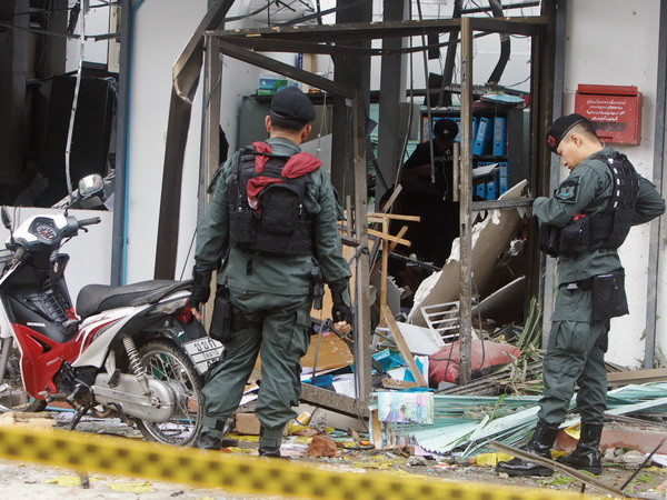 Tư lệnh lục quân Thái Lan: Cần duy trì tình trạng thiết quân luật ảnh 1