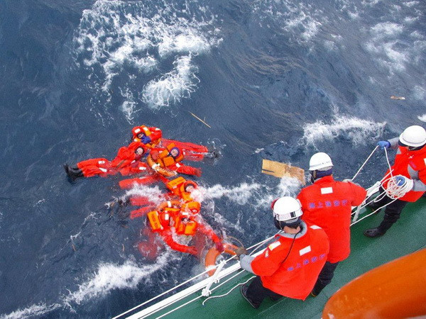 Nhật Bản cân nhắc mở rộng các hoạt động tuần tra biển của SDF ảnh 1