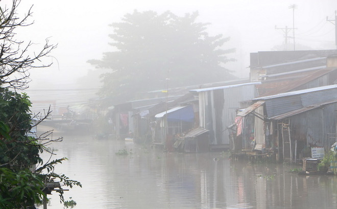 Bắc và Trung Bộ tiếp tục có sương mù, mưa rải rác vào sáng sớm ảnh 1