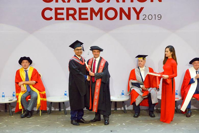 ​BUV dành học bổng trị giá 1 tỷ đồng cho học sinh hoàn cảnh khó khăn ảnh 3