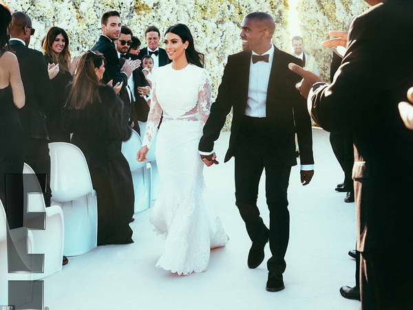 Công bố ảnh đám cưới xa hoa của Kim Kardashian và Kanye West ảnh 2