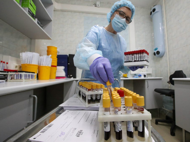 (Nguồn: Getty Images) Hãng Eli Lilly dừng thử nghiệm thuốc điều trị COVID-19 bằng kháng thể ảnh 1