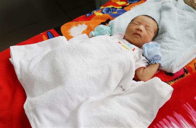 Ninh Thuận: Cứu sống bé 3 ngày tuổi bị vàng da nặng bằng cách thay máu ảnh 1