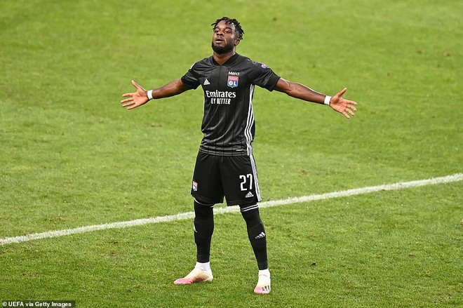 Lyon tạo nên 'địa chấn,' loại Man City khỏi Champions League ảnh 2