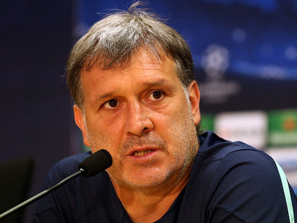 HLV Martino: Kinh nghiệm giúp Barca vượt qua "cú sốc" ảnh 1