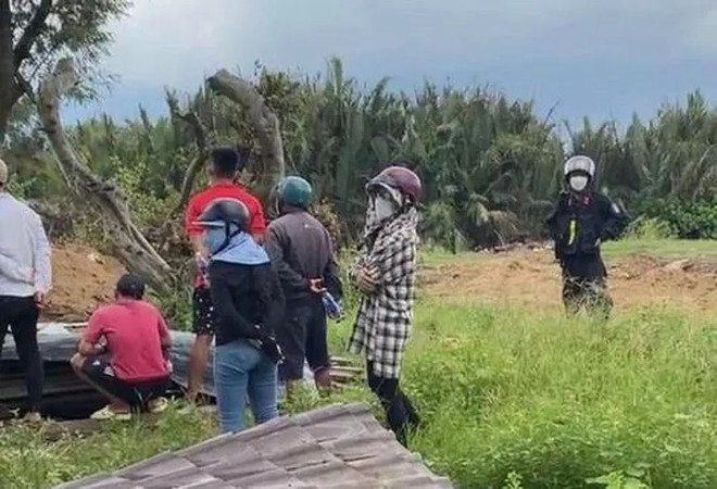 Tìm thấy thi thể bé trai 3 tuổi mất tích khi chơi trước cửa nhà trọ ảnh 1