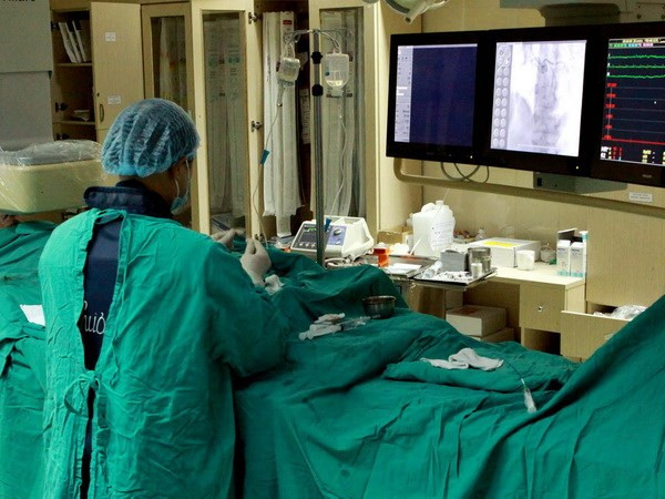 Bộ trưởng Y tế: Bảo đảm cho người dân tiếp cận dịch vụ y tế chất lượng ảnh 1