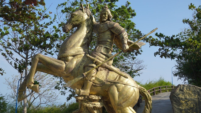 Báo cáo kết quả kiểm tra về tượng đài Hưng Đạo Vương Trần Quốc Tuấn ảnh 1