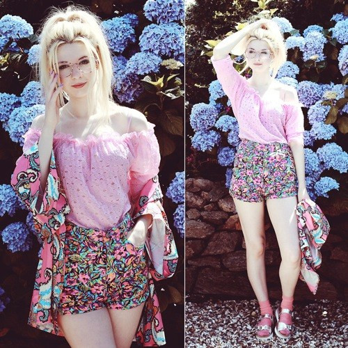 Đón Thu với những cách phối đồ bằng gam hồng nữ tính ảnh 11