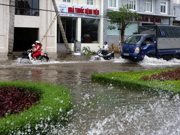 Đêm 31/7, bão Nida sẽ vào biển Đông và nhanh chóng mạnh lên ảnh 1