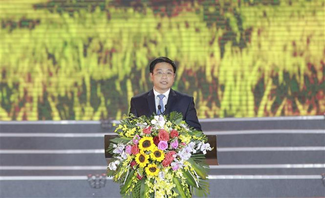Bí thư Tỉnh ủy Điện Biên Nguyễn Văn Thắng phát biểu khai mạc Lễ hội. (Ảnh: Xuân Tư/TTXVN) Điện Biên: Tưng bừng khai mạc Lễ hội Hoa Ban năm 2022 ảnh 2