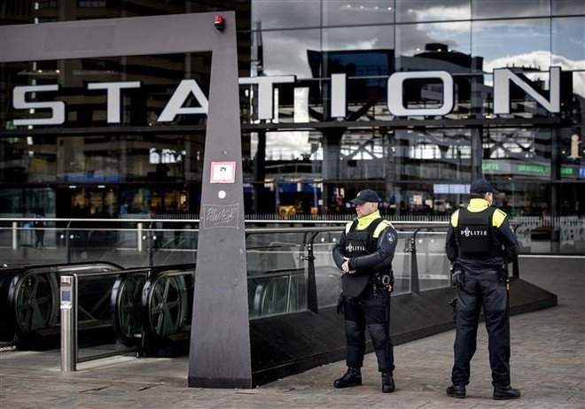 Vụ xả súng tại Utrecht tác động tới cuộc bầu cử địa phương ở Hà Lan ảnh 1