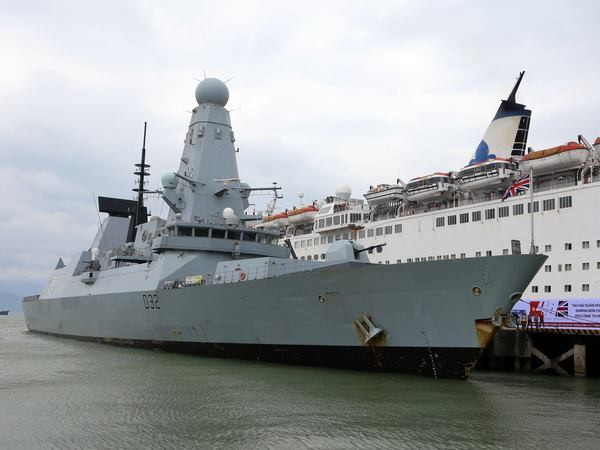 Tàu Hải quân Hoàng gia Anh thăm cập cảng Đà Nẵng ảnh 1