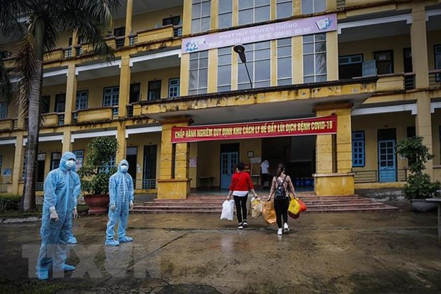 Dịch COVID-19: Đưa hơn 290 công dân Việt Nam từ Malaysia về nước ảnh 1