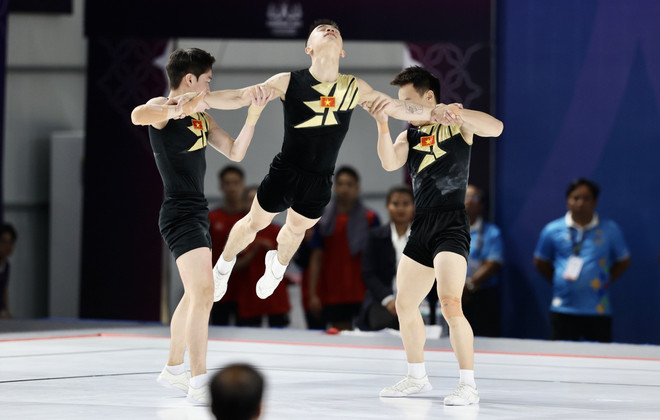 Aerobic có 3 HCV trong ngày ra quân. (Ảnh: Hoàng Linh/TTXVN) SEA Games 32: Việt Nam đã có 87 HCV, Campuchia sắp rời top 3 ảnh 1