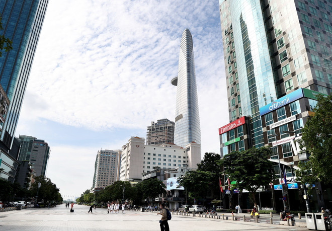 TPHCM: Xây dựng cầu đi bộ nối đường Nguyễn Huệ với công viên Bạch Đằng ảnh 1