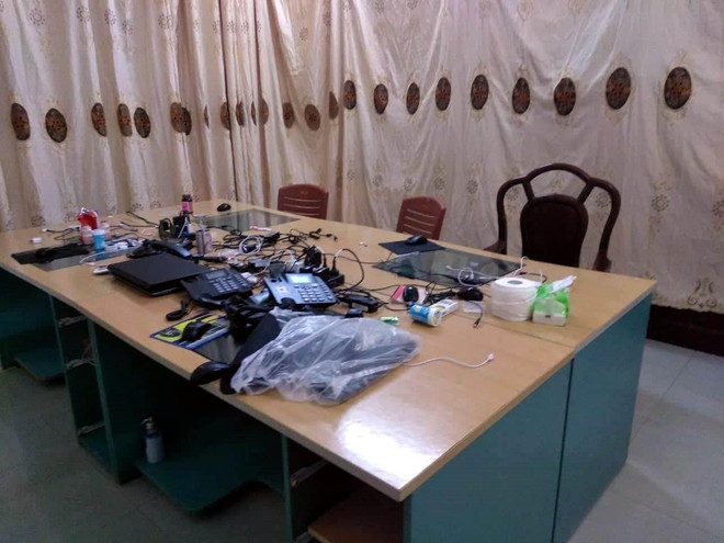 Quảng Ninh: Tạm giữ 5 người nước ngoài kích sóng di động trái phép ảnh 1