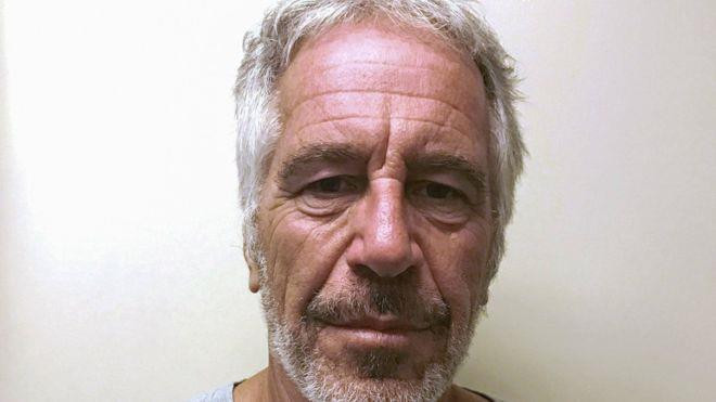 Tỷ phú Mỹ Jeffrey Epstein. (Nguồn: Reuters) Tòa án Mỹ bác đơn xin bảo lãnh tại ngoại của tỷ phú Jeffrey Epstein ảnh 1