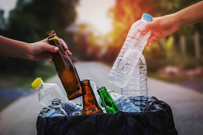 Mỹ: Kiếm được hàng triệu USD nhờ gian lận tái chế rác thải ảnh 1