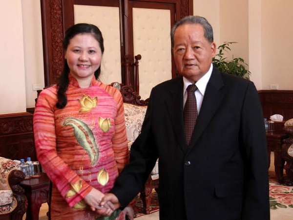 Tăng cường hợp tác giữa các hội Chữ thập Đỏ Việt Nam và Lào ảnh 1