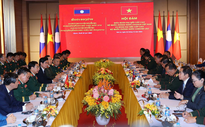 ttxvn_phan van giang Chansamone Chanyalat (1).jpg