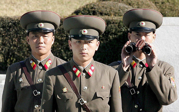 Triều Tiên dọa bắn thiết bị chiếu sáng của binh sỹ Mỹ và Hàn Quốc ảnh 1