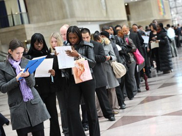 Le Monde: Kinh tế Mỹ đối diện với sự hồi phục khác thường ảnh 1