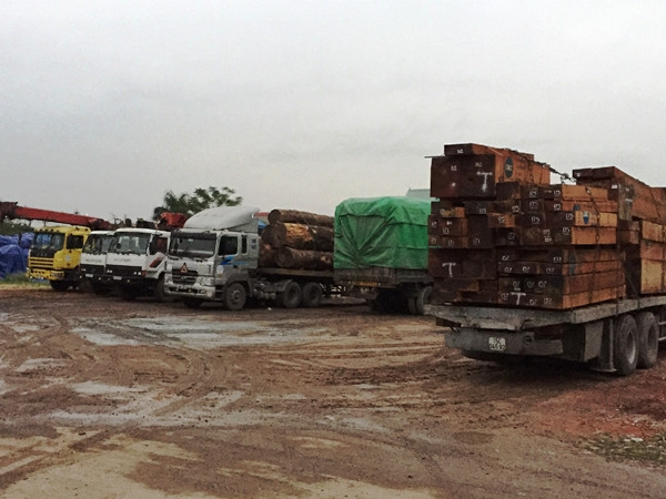 Hải Dương: Bắt cả đoàn xe chở quá tải cố tính "né" trạm cân ảnh 2