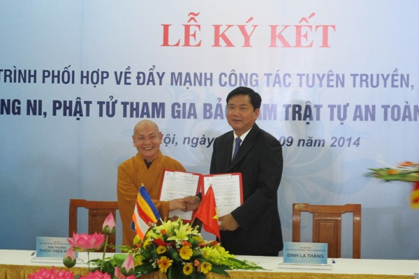 Tăng cường tuyên truyền luật giao thông cho Phật tử cả nước ảnh 1