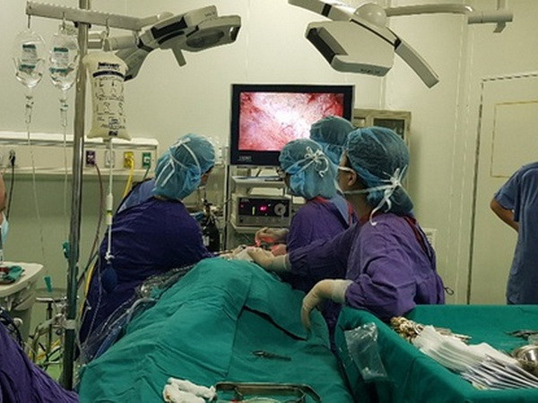 Hành trình kỳ diệu tìm lại khuôn mặt cho bệnh nhân bị lép nửa mặt ảnh 1