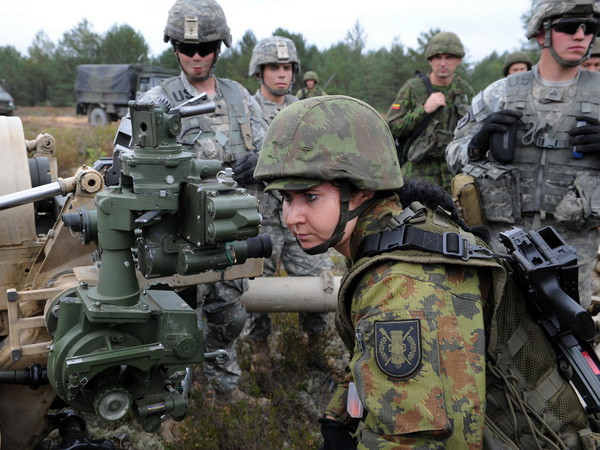 Tư lệnh NATO tại châu Âu: Phương Tây và Nga cần hợp tác ảnh 1