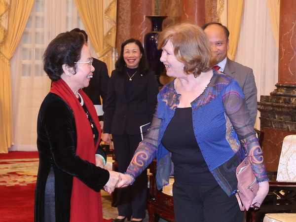 Phó Chủ tịch nước tiếp Chủ tịch Nhóm nghị sỹ hữu nghị Pháp-Việt ảnh 1