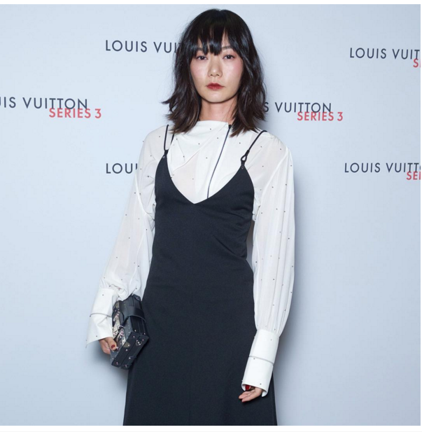 Thời trang ngày giao mùa - Sức hấp dẫn của đầm hai dây ảnh 3