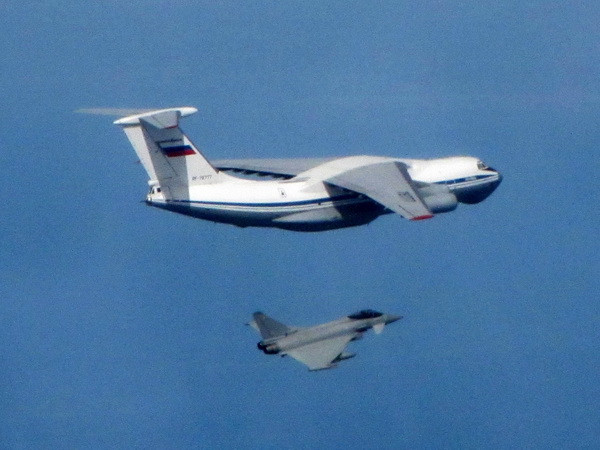 NATO thừa nhận điểm yếu của lực lượng phản ứng đối với Nga ảnh 1