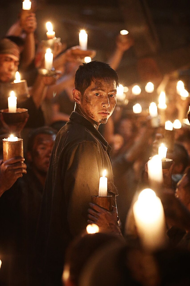 Phim mới nhất của Song Joong Ki ấn định ngày chiếu tại Việt Nam ảnh 3