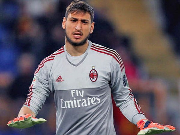 Milan gia hạn hợp đồng với Donnarumma: Thất bại đỏ đen ảnh 1