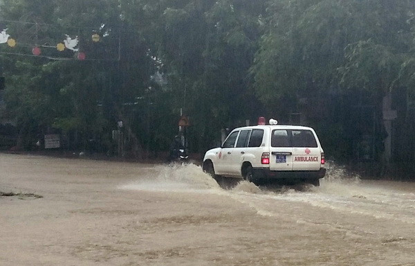 Mưa lũ tiếp tục gây ra nhiều thiệt hại tại các địa phương ảnh 2