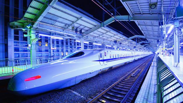 Nhật Bản mừng sinh nhật nửa thế kỷ dịch vụ tàu Shinkansen ảnh 1